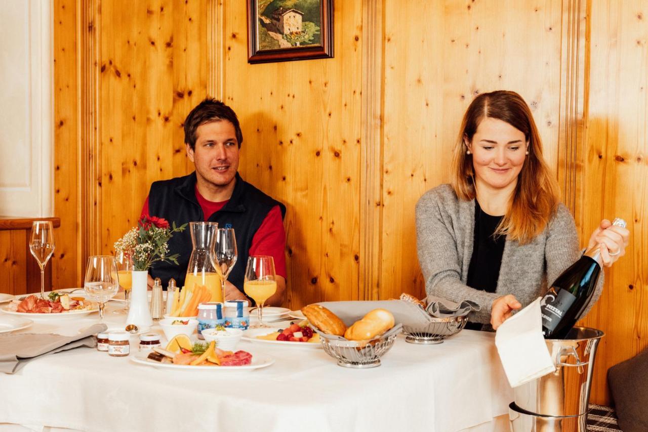 Hotel Mittagskogel Pitztal Санкт-Леонхард-им-Пицталь Экстерьер фото