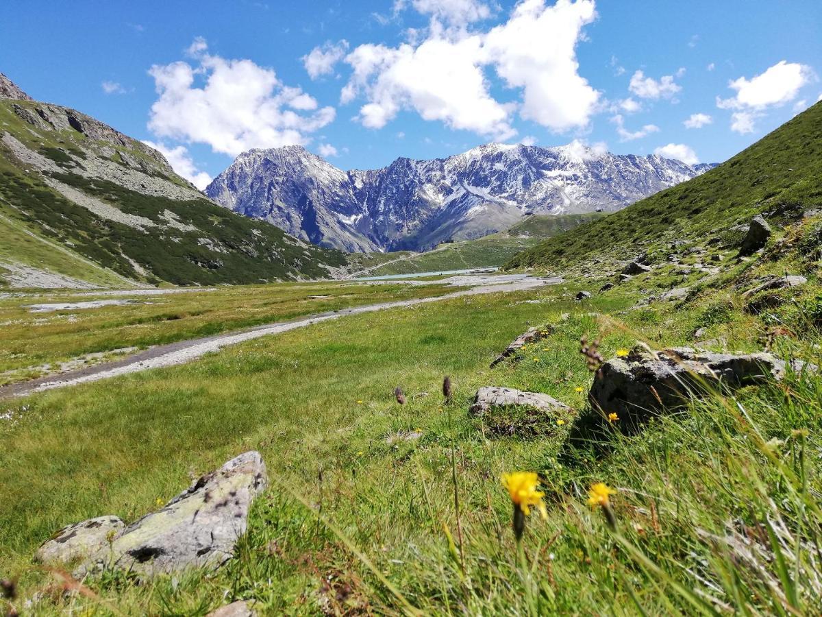 Hotel Mittagskogel Pitztal Санкт-Леонхард-им-Пицталь Экстерьер фото
